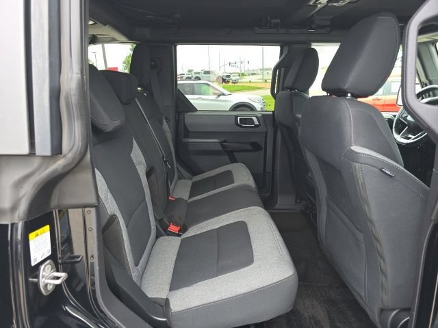 Certified 2023 Ford Bronco Big Bend w/ Sasquatch Package AWD/4WD image 17