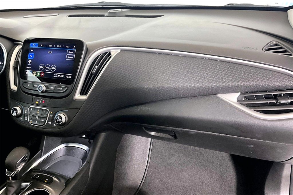 Used 2024 Chevrolet Malibu LT image 12