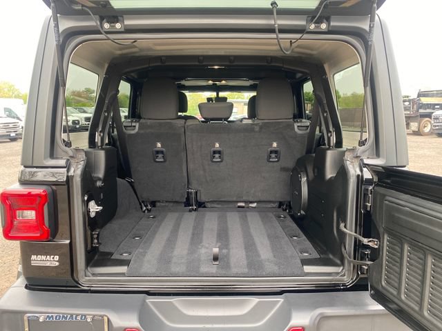 Used 2019 Jeep Wrangler Unlimited Sahara AWD/4WD image 10