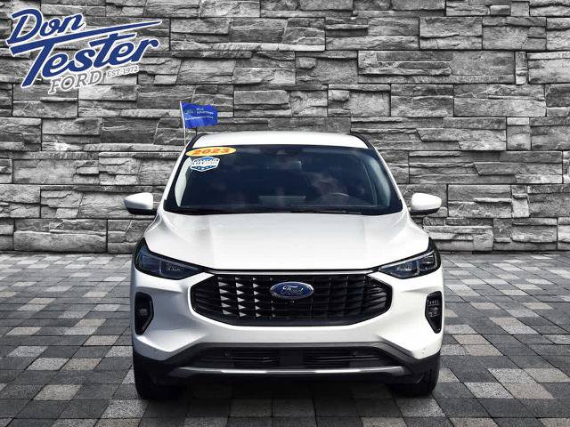 Certified 2023 Ford Escape Platinum AWD/4WD image 8