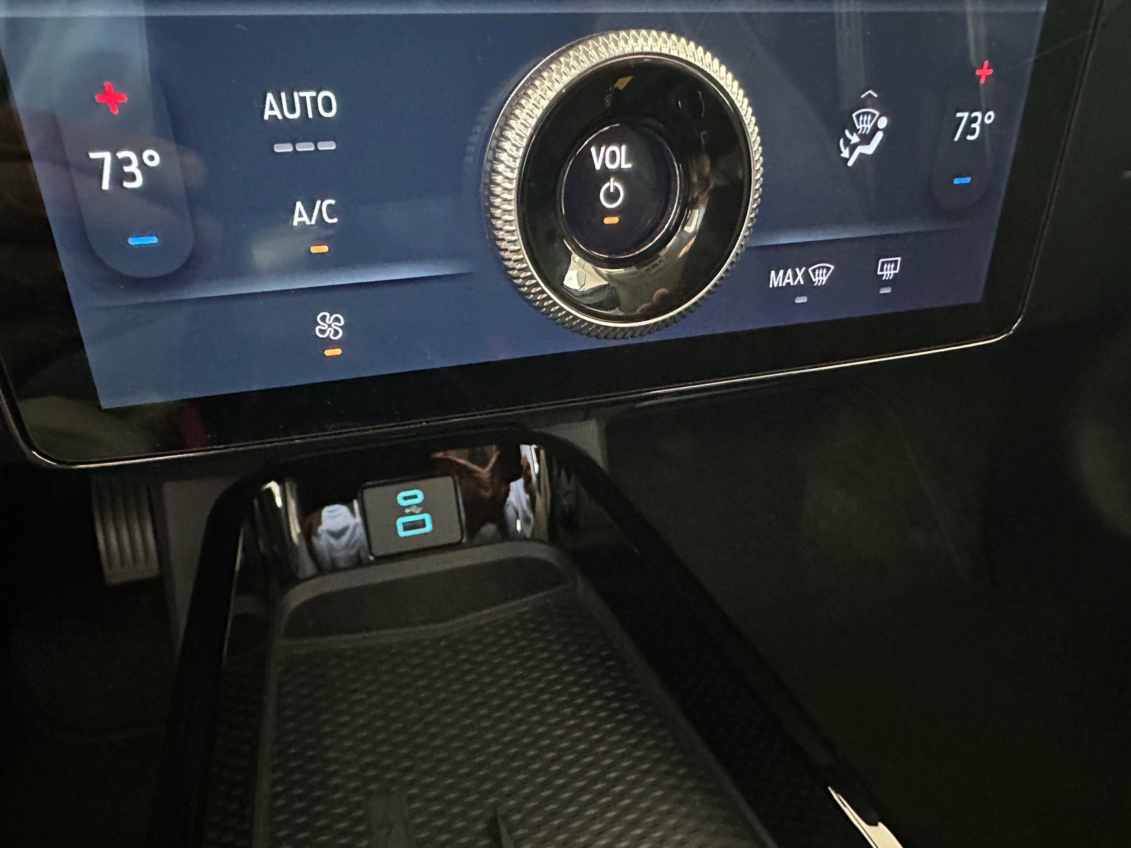 Certified 2024 Ford Mustang Mach-E Select image 28