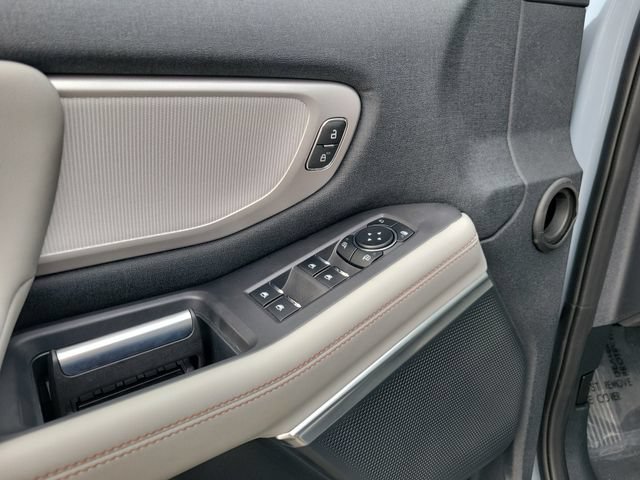 Certified 2025 Ford Expedition Active AWD/4WD image 18
