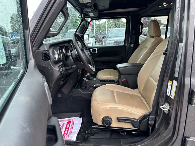 Used 2019 Jeep Wrangler Unlimited Sahara w/ Quick Order Package 24M Moab AWD/4WD image 11