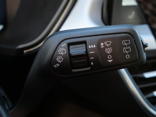Certified 2024 Ford Escape Platinum AWD/4WD image 24