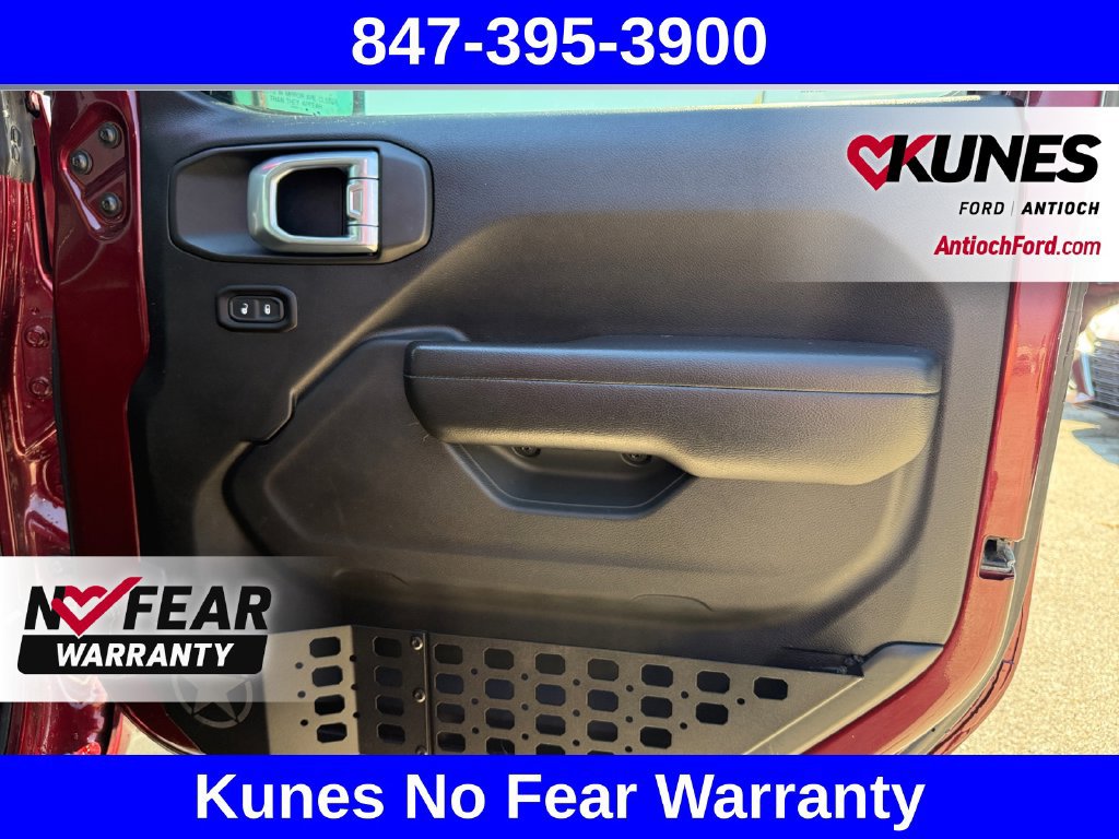Used 2021 Jeep Gladiator Sport AWD/4WD image 37