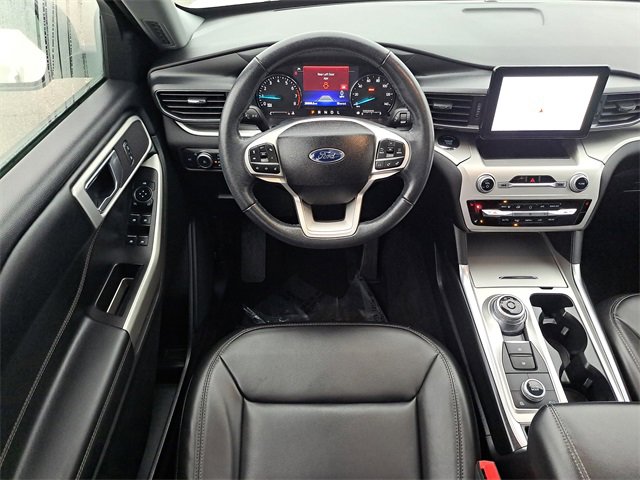 Certified 2022 Ford Explorer XLT w/ Equipment Group 202A image 11