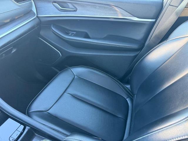 Used 2024 Jeep Grand Cherokee Limited 4xe image 23