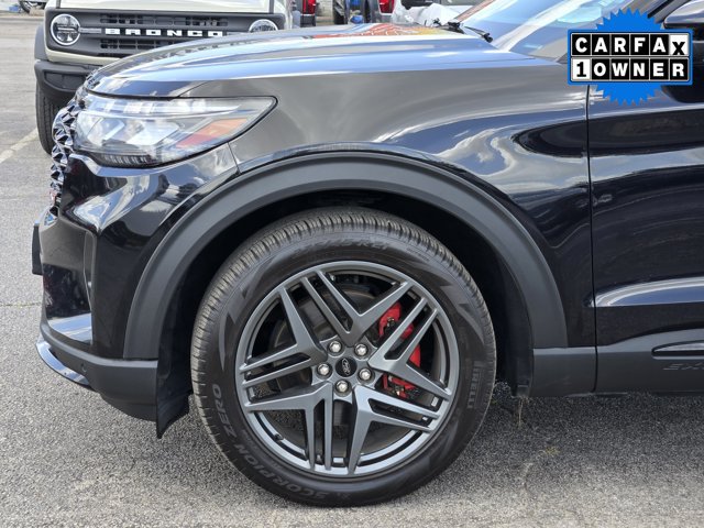 Certified 2025 Ford Explorer ST w/ Sun And Sound Package AWD/4WD image 9