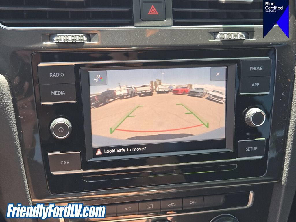 Used 2019 Volkswagen Golf S FWD image 23