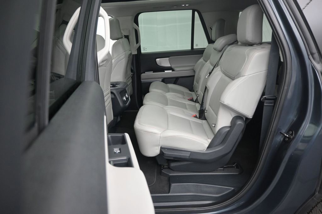 Certified 2025 Ford Expedition Max Active RWD image 13