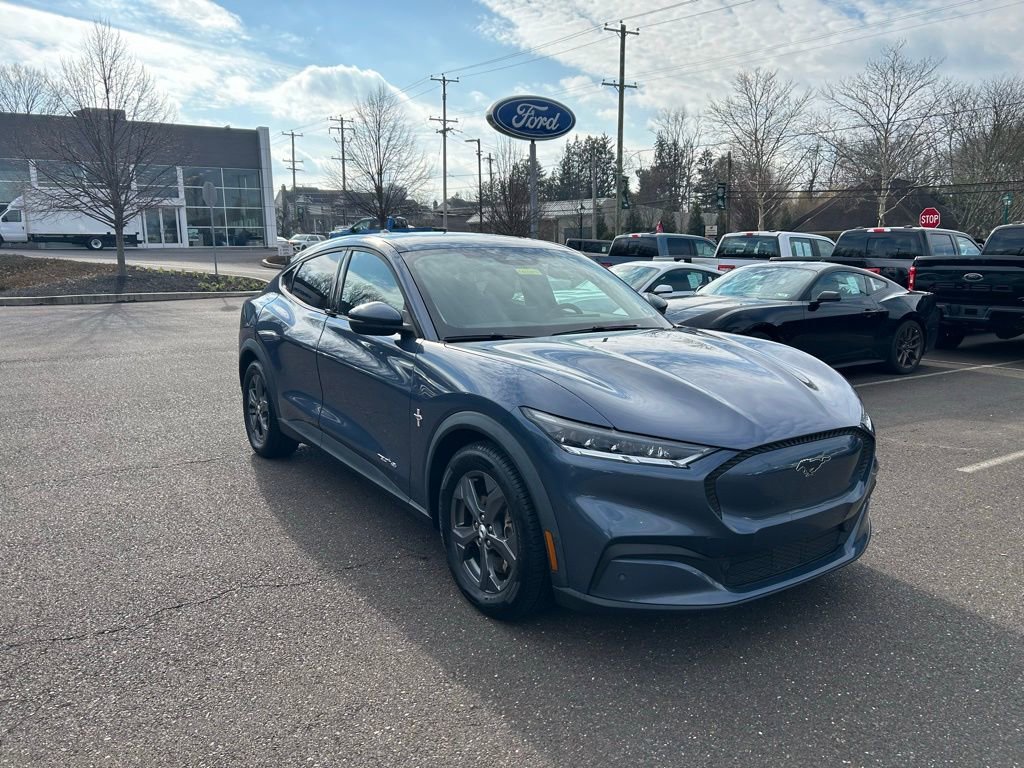 Certified 2021 Ford Mustang Mach-E Select image 3