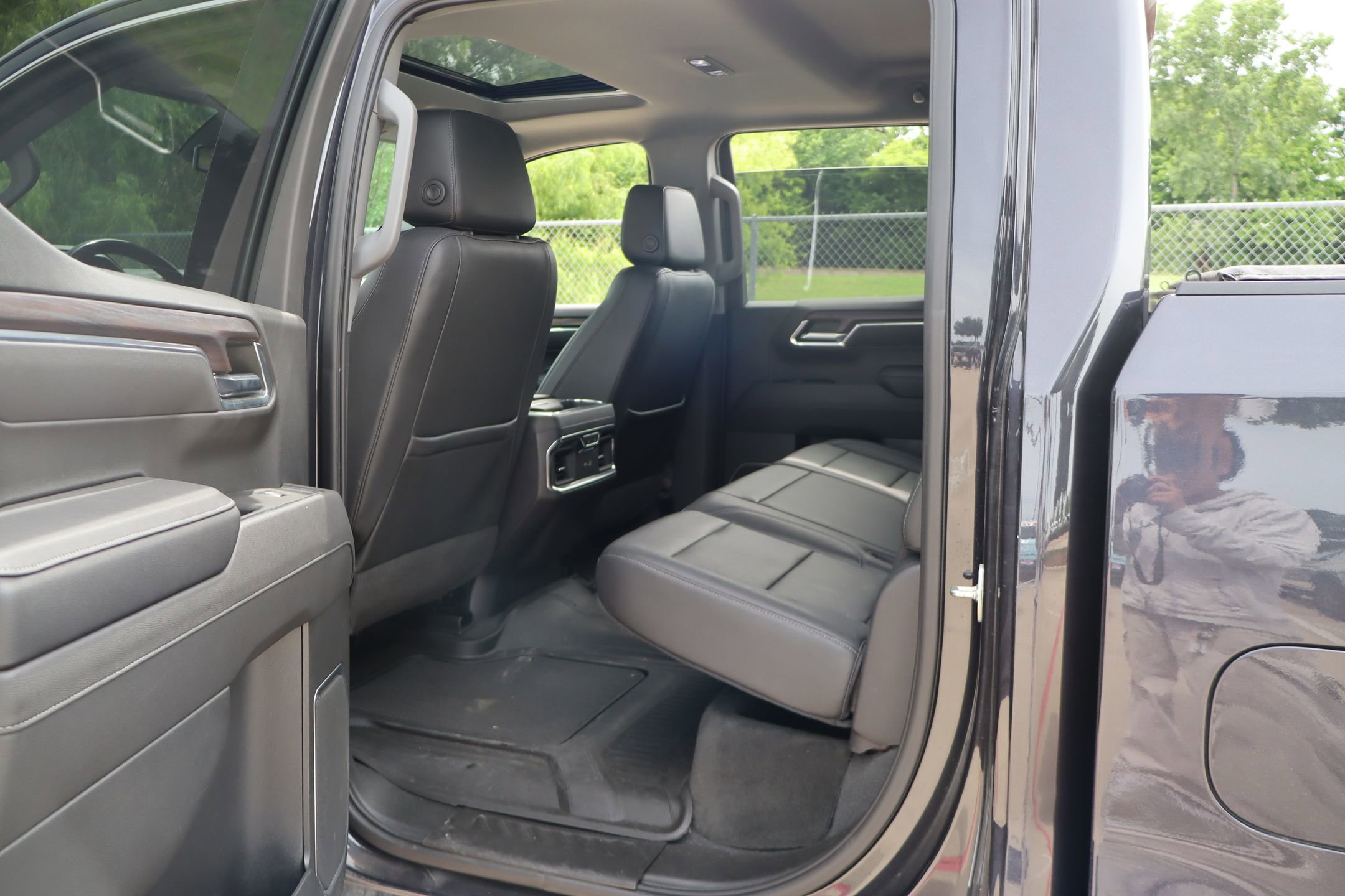 Used 2023 GMC Sierra 1500 SLT RWD image 27