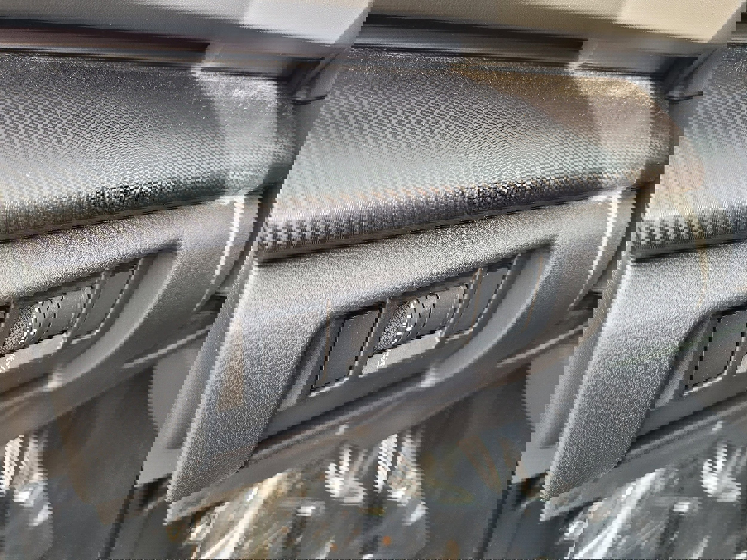 Used 2024 Subaru Crosstrek 2.0i Premium AWD/4WD image 15