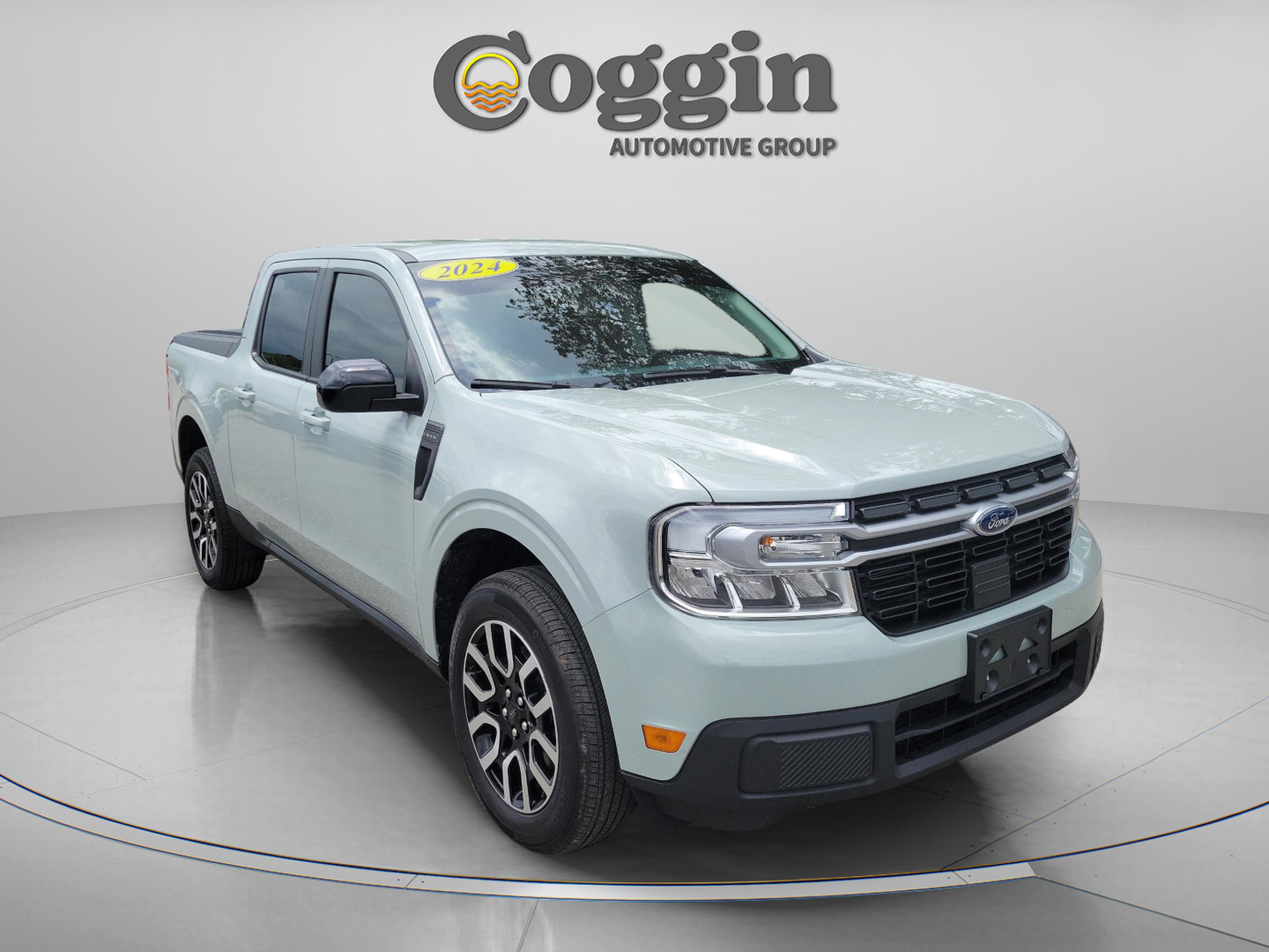Certified 2024 Ford Maverick Lariat FWD image 4