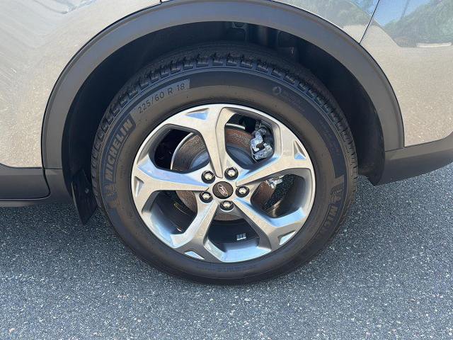 Certified 2025 Ford Escape ST-Line w/ Equipment Group 301A image 32