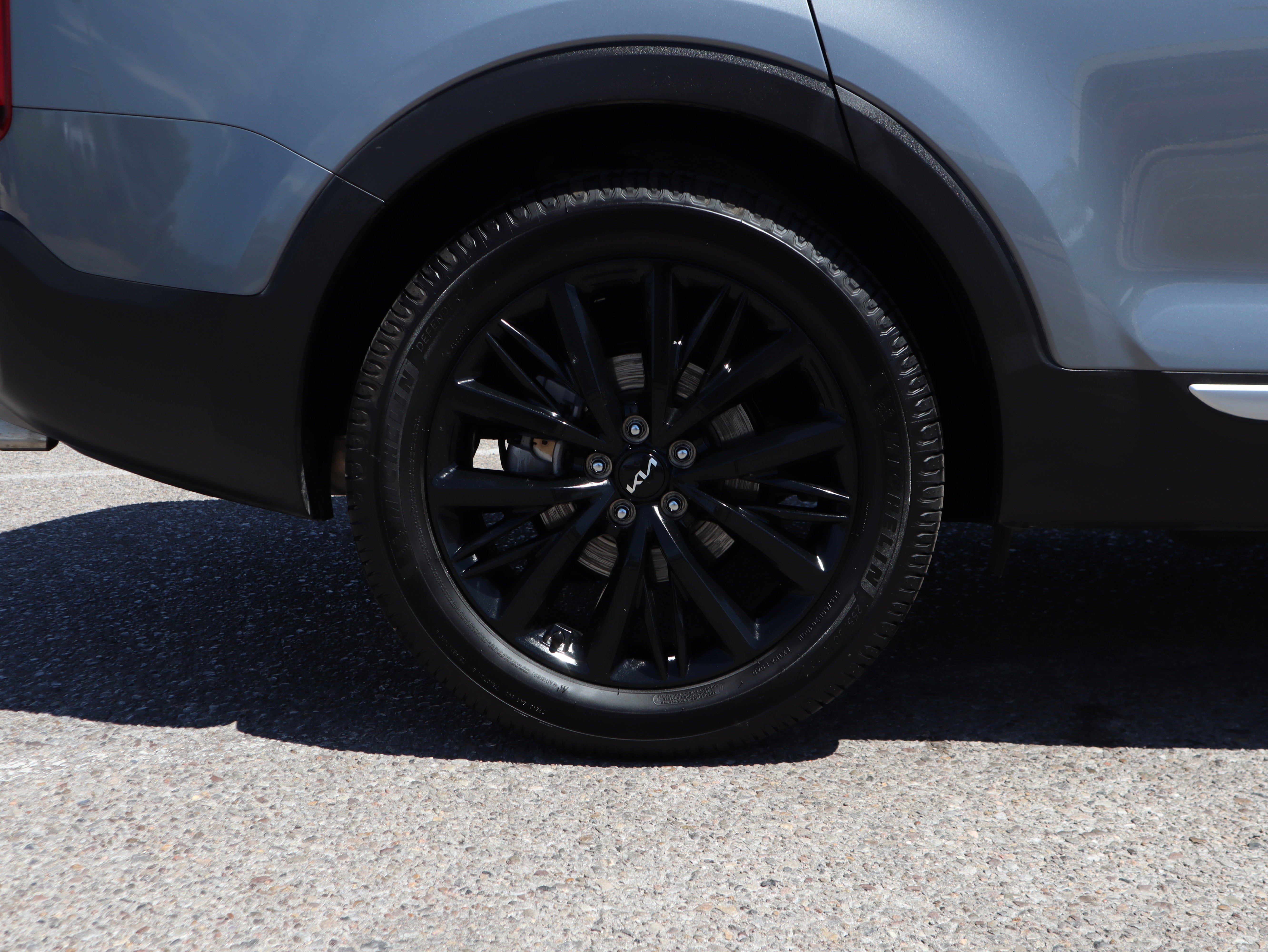 Used 2022 Kia Telluride SX FWD image 12