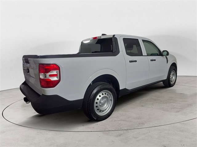Certified 2025 Ford Maverick XL w/ Equipment Group 102A image 4