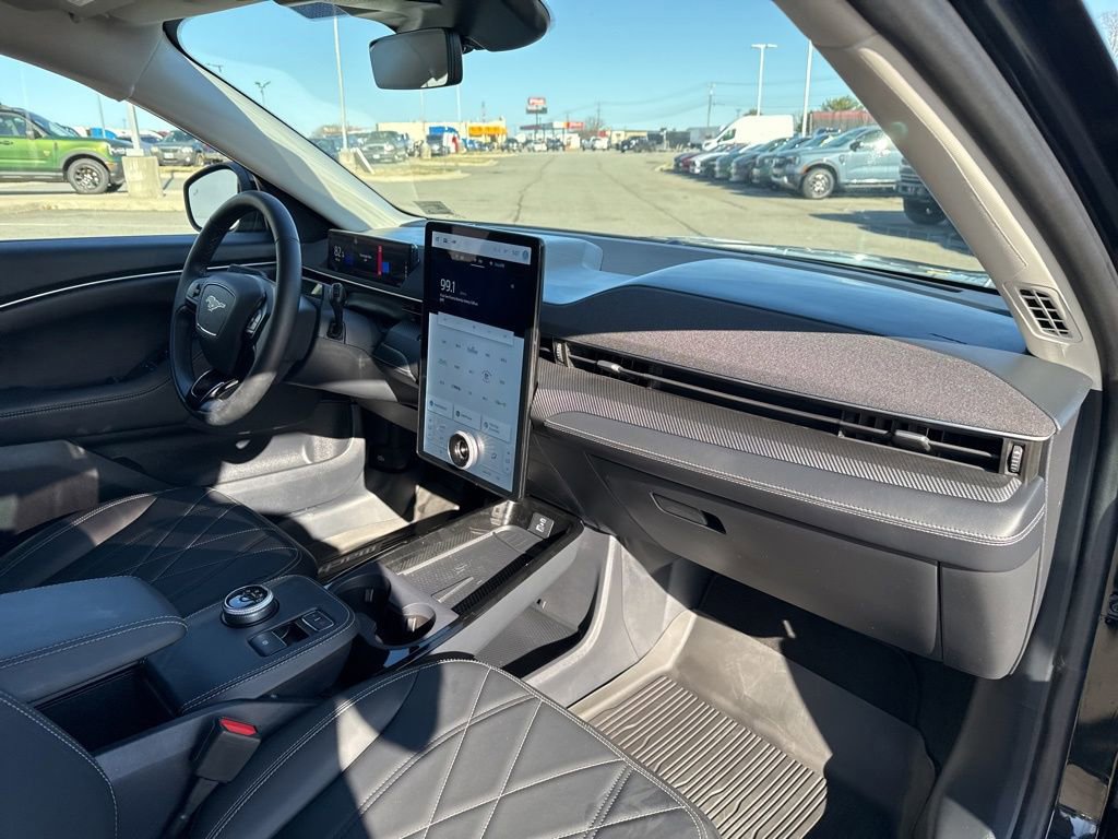 Certified 2024 Ford Mustang Mach-E Select image 22
