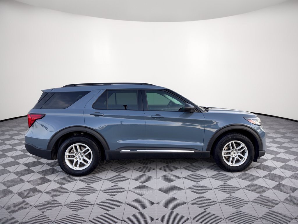 Certified 2025 Ford Explorer Active RWD image 8