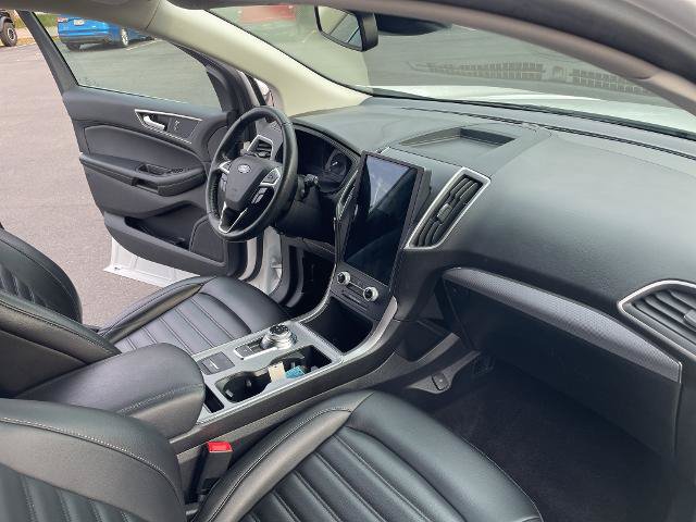 Certified 2022 Ford Edge SEL w/ Convenience Package AWD/4WD image 11