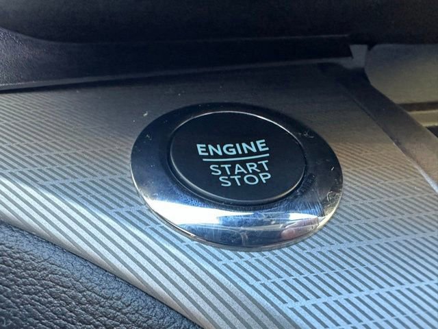 Certified 2022 Ford Explorer XLT w/ Equipment Group 202A image 25