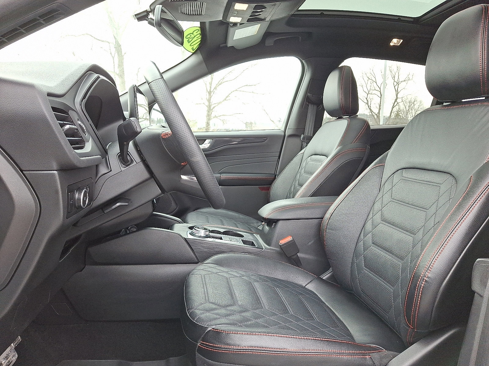 Certified 2023 Ford Escape ST-Line Elite w/ Premium Technology Package image 13