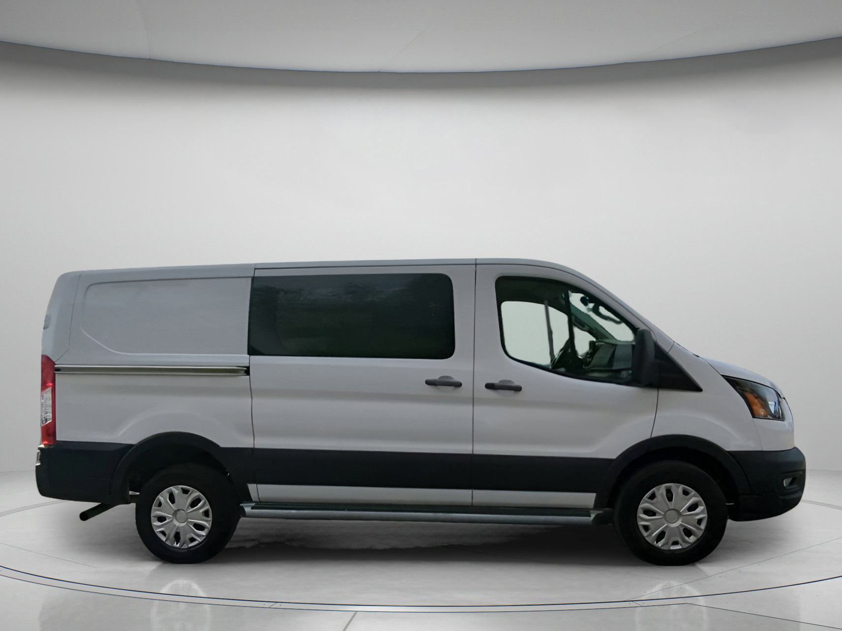 Certified 2024 Ford Transit 250 w/ Exterior Upgrade Package image 25