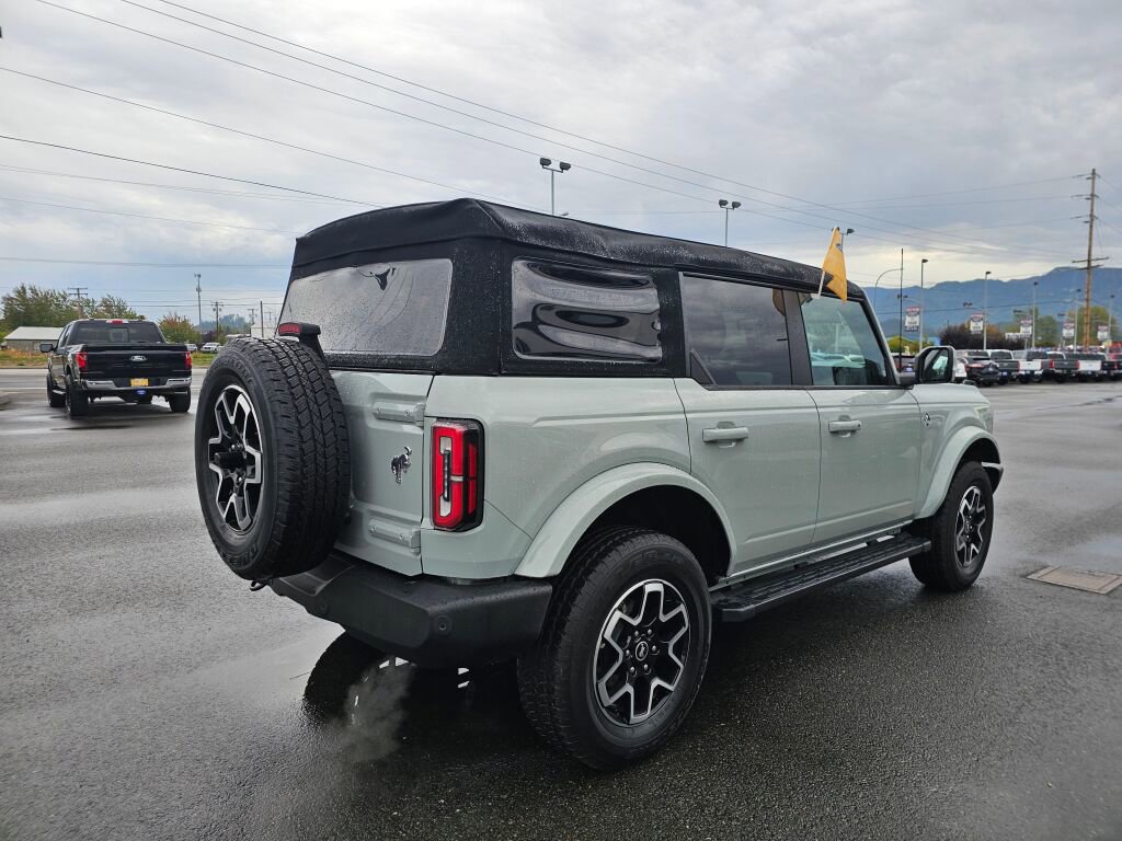 Certified 2024 Ford Bronco Outer Banks image 6