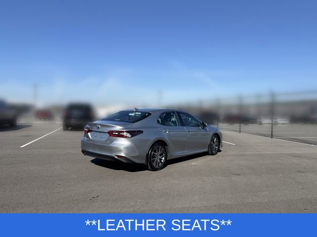 Used 2024 Toyota Camry XLE w/ Navigation Package FWD image 5