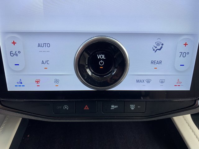 Certified 2023 Ford Expedition Max Platinum image 40