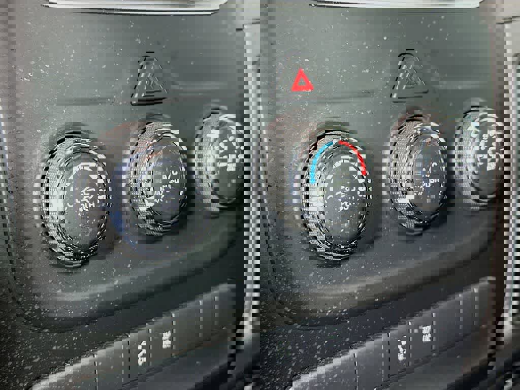 Used 2018 RAM 1500 Express w/ Express Value Package image 20