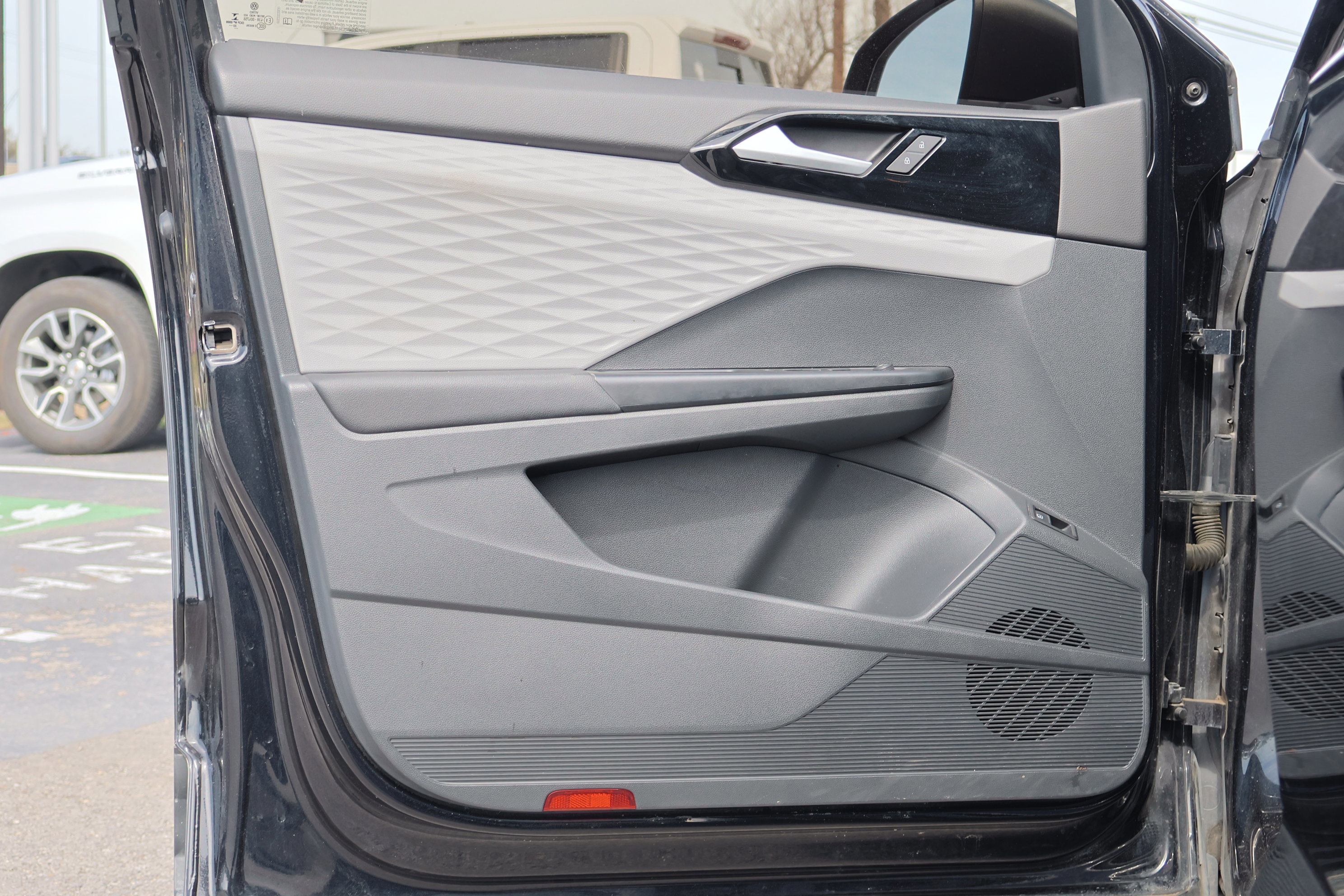 Used 2023 Volkswagen Taos S image 12