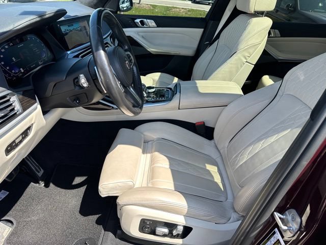 Used 2021 BMW X7 M50i AWD/4WD image 21