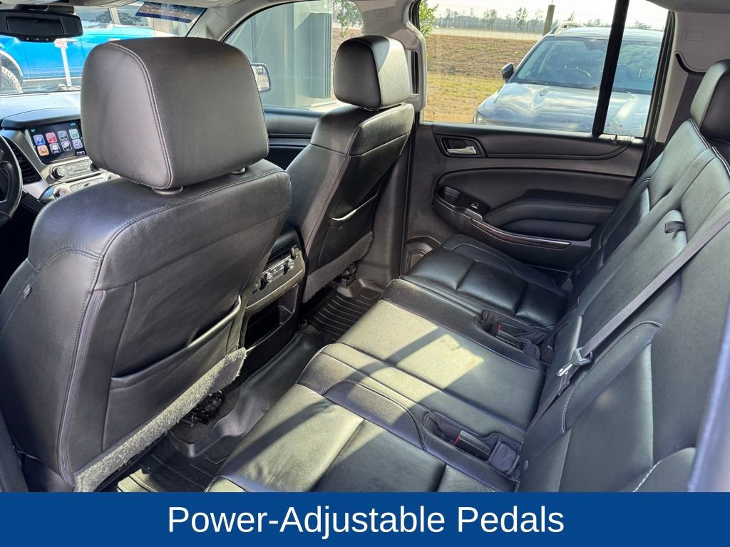 Used 2017 Chevrolet Suburban LT image 11