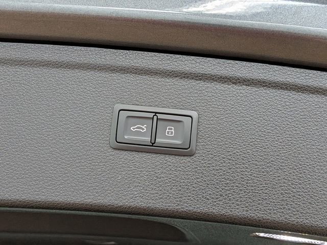 Used 2023 Audi Q5 2.0T Premium image 23