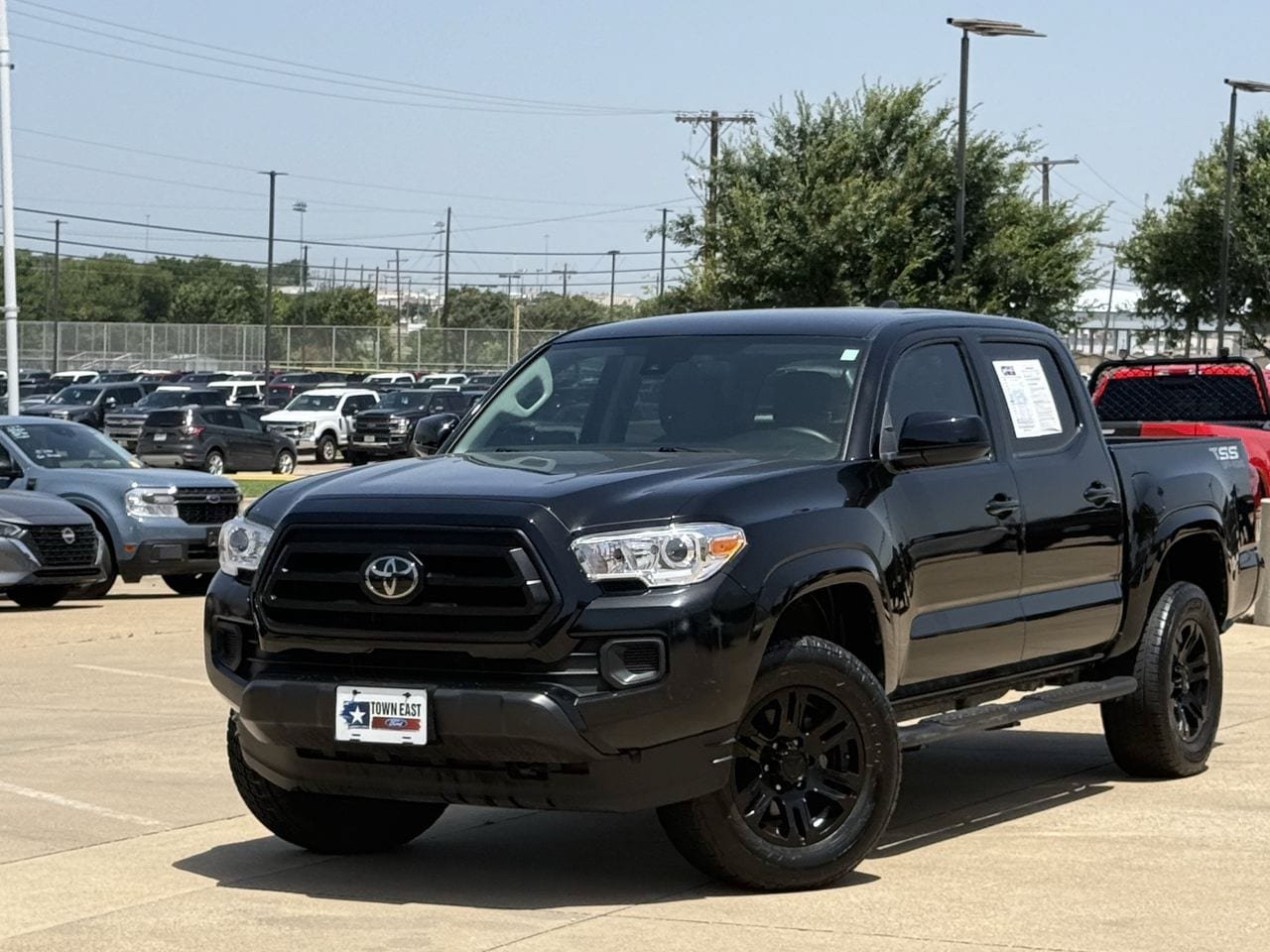 Used 2022 Toyota Tacoma SR w/ SR Convenience Package RWD image 2