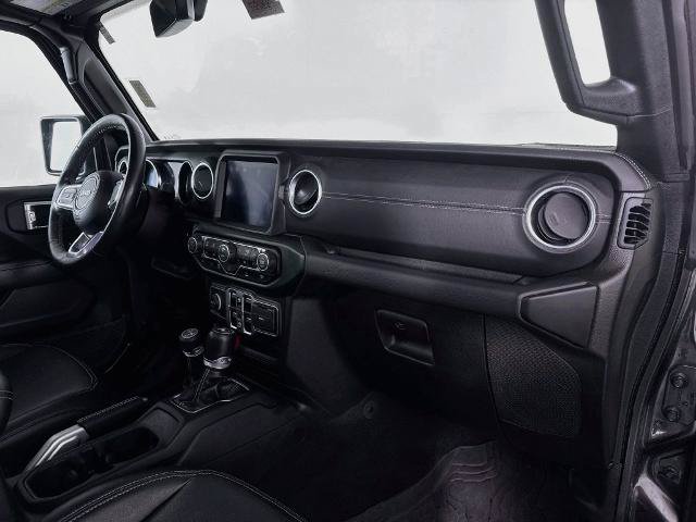 Used 2021 Jeep Wrangler Unlimited Sahara w/ Cold Weather Group AWD/4WD image 30