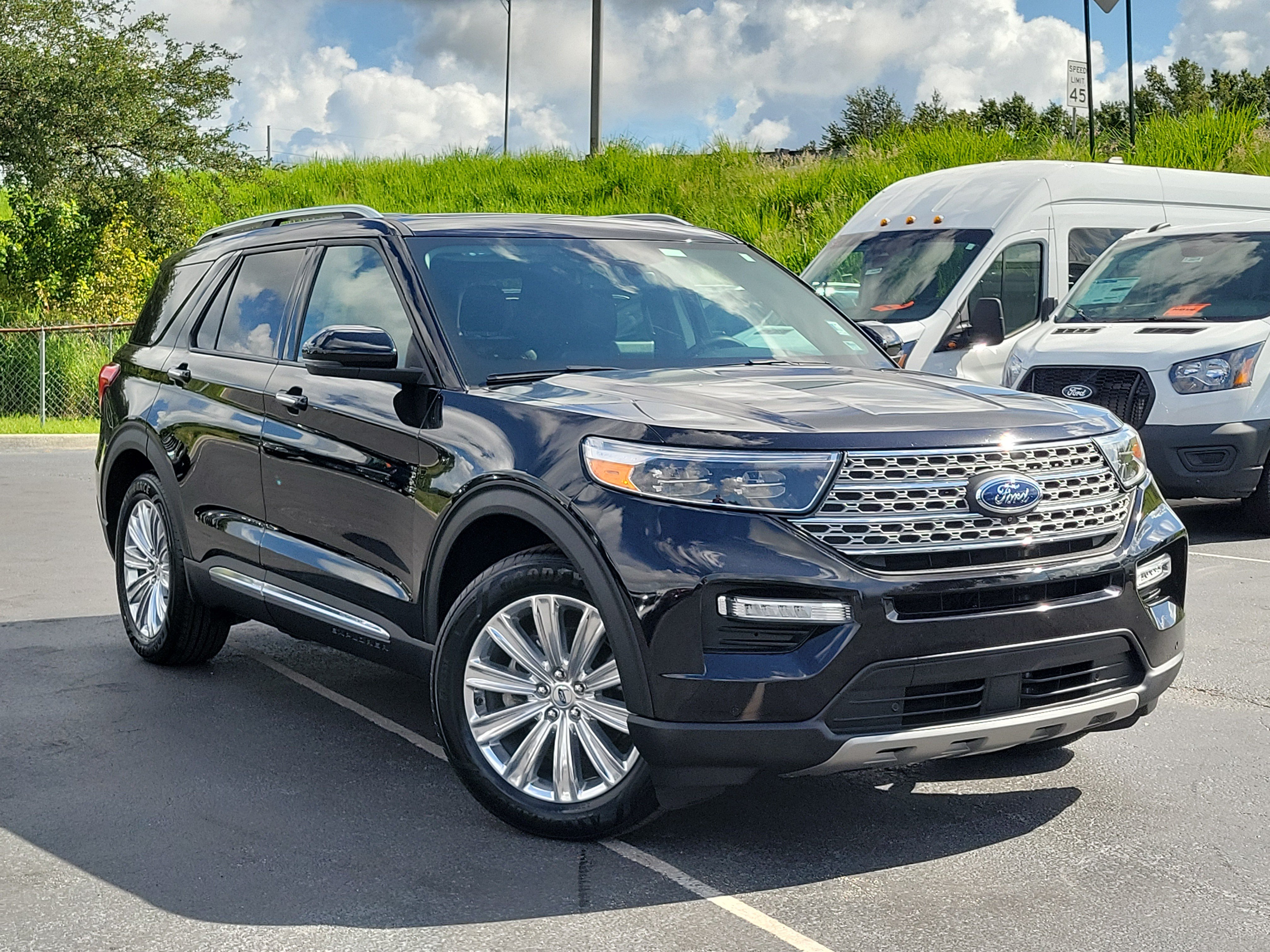 Certified 2023 Ford Explorer Limited w/ Limited Technology Package RWD image 1