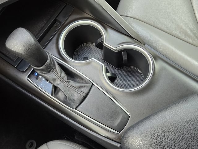Used 2021 Toyota Camry LE FWD image 19