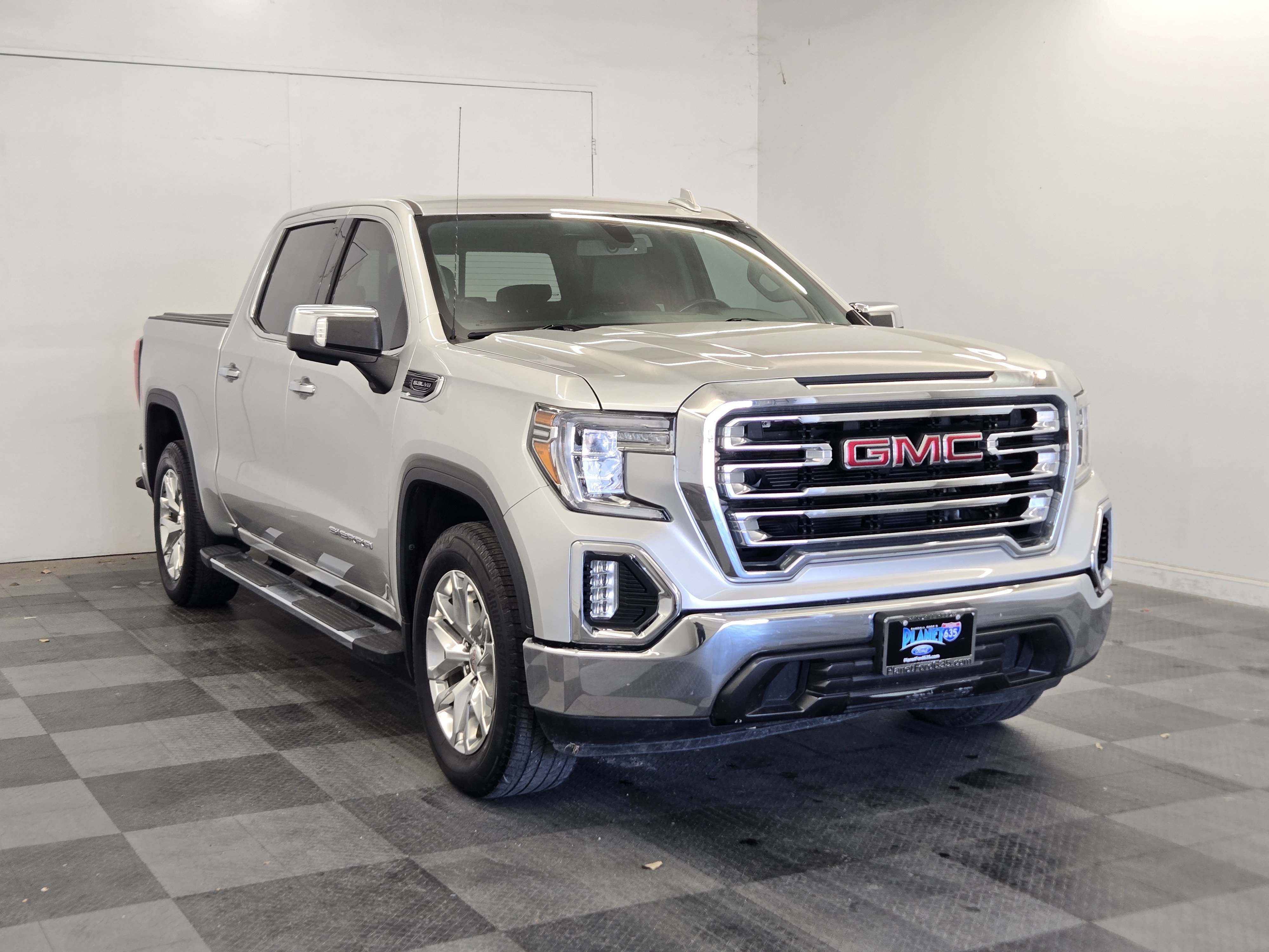 Used 2019 GMC Sierra 1500 SLT w/ SLT Premium Package image 6