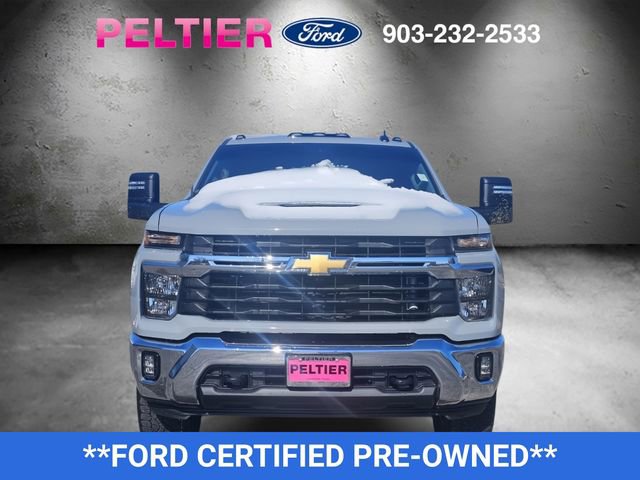 Used 2024 Chevrolet Silverado 2500 LT image 2