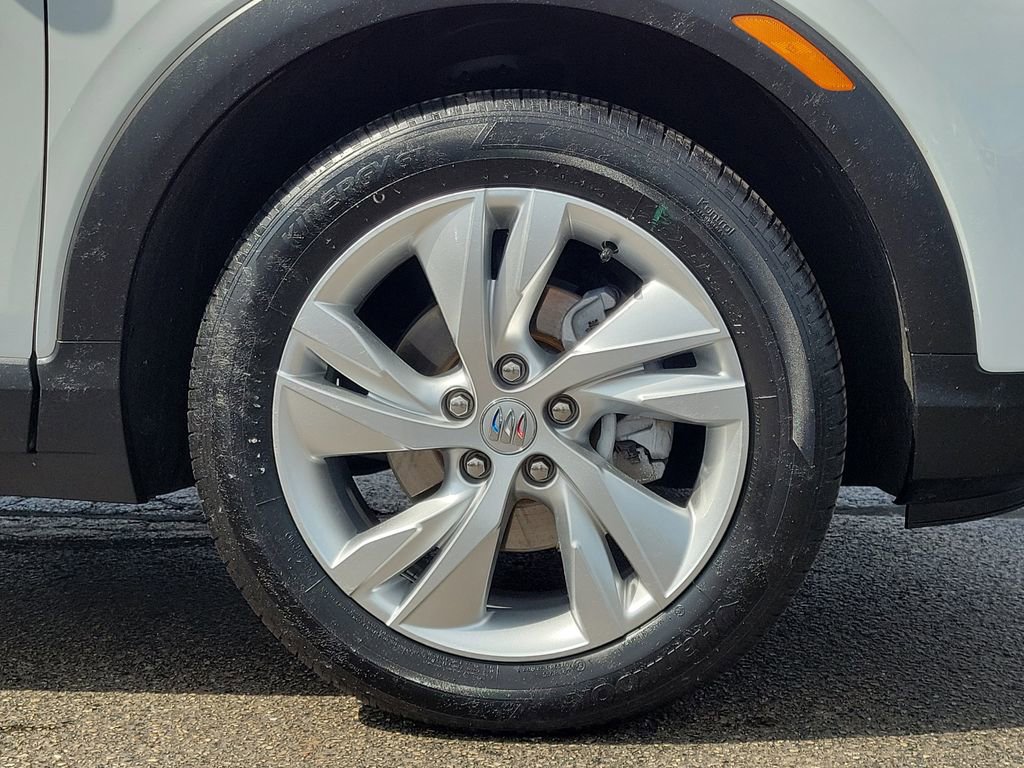 Used 2025 Buick Encore GX Preferred FWD image 9