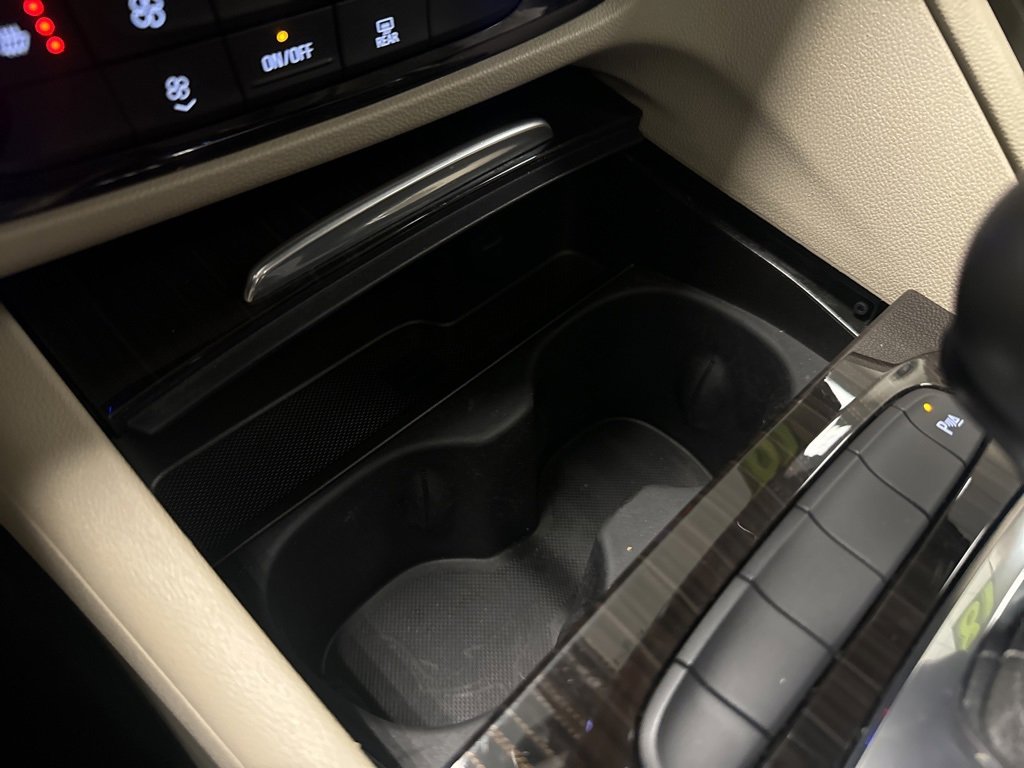 Used 2018 Buick Regal Essence w/ Driver Confidence Package #1 image 26