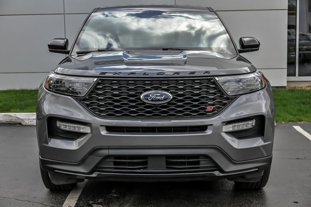 Certified 2022 Ford Explorer ST AWD/4WD image 4