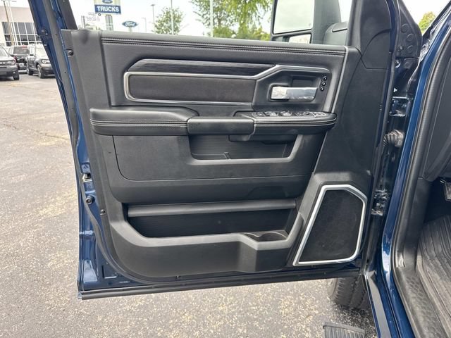 Used 2024 RAM 2500 Laramie w/ Sport Appearance Package AWD/4WD image 18