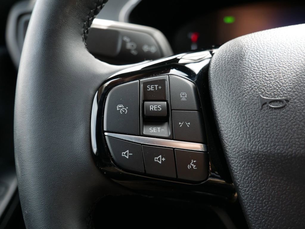 Certified 2023 Ford Escape SE image 16