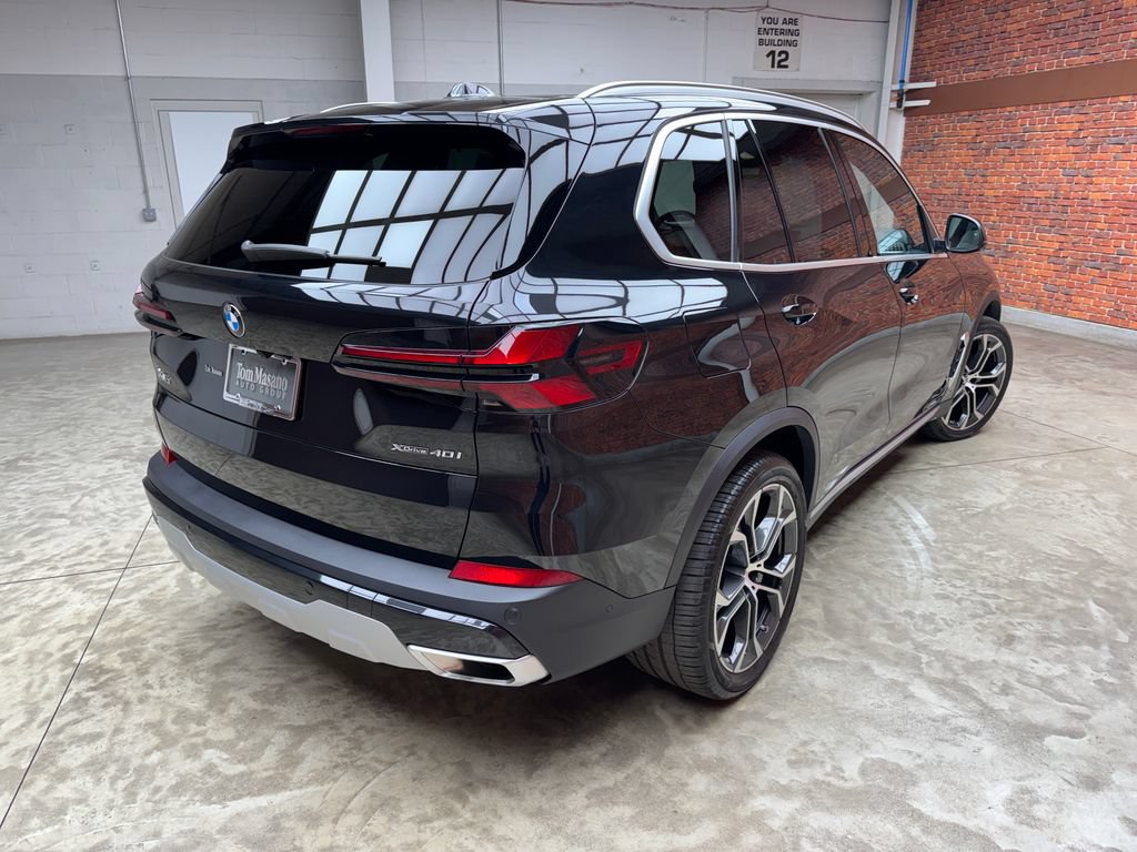 Used 2026 BMW X5 xDrive40i AWD/4WD image 5
