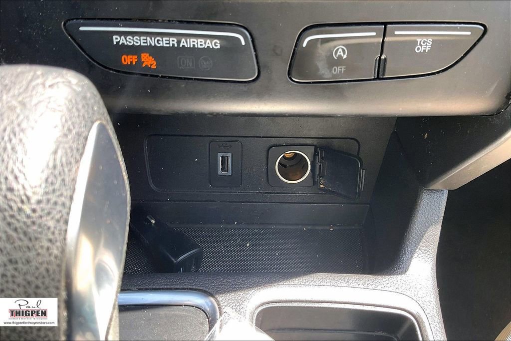 Certified 2019 Ford Escape SE FWD image 31