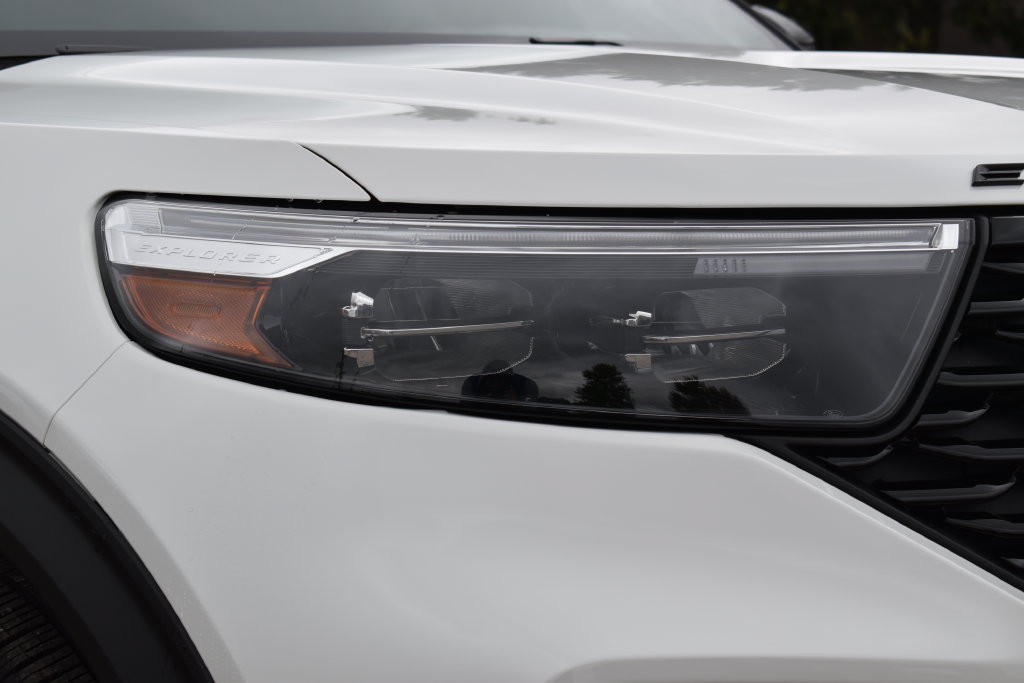 Certified 2023 Ford Explorer ST-Line AWD/4WD image 4