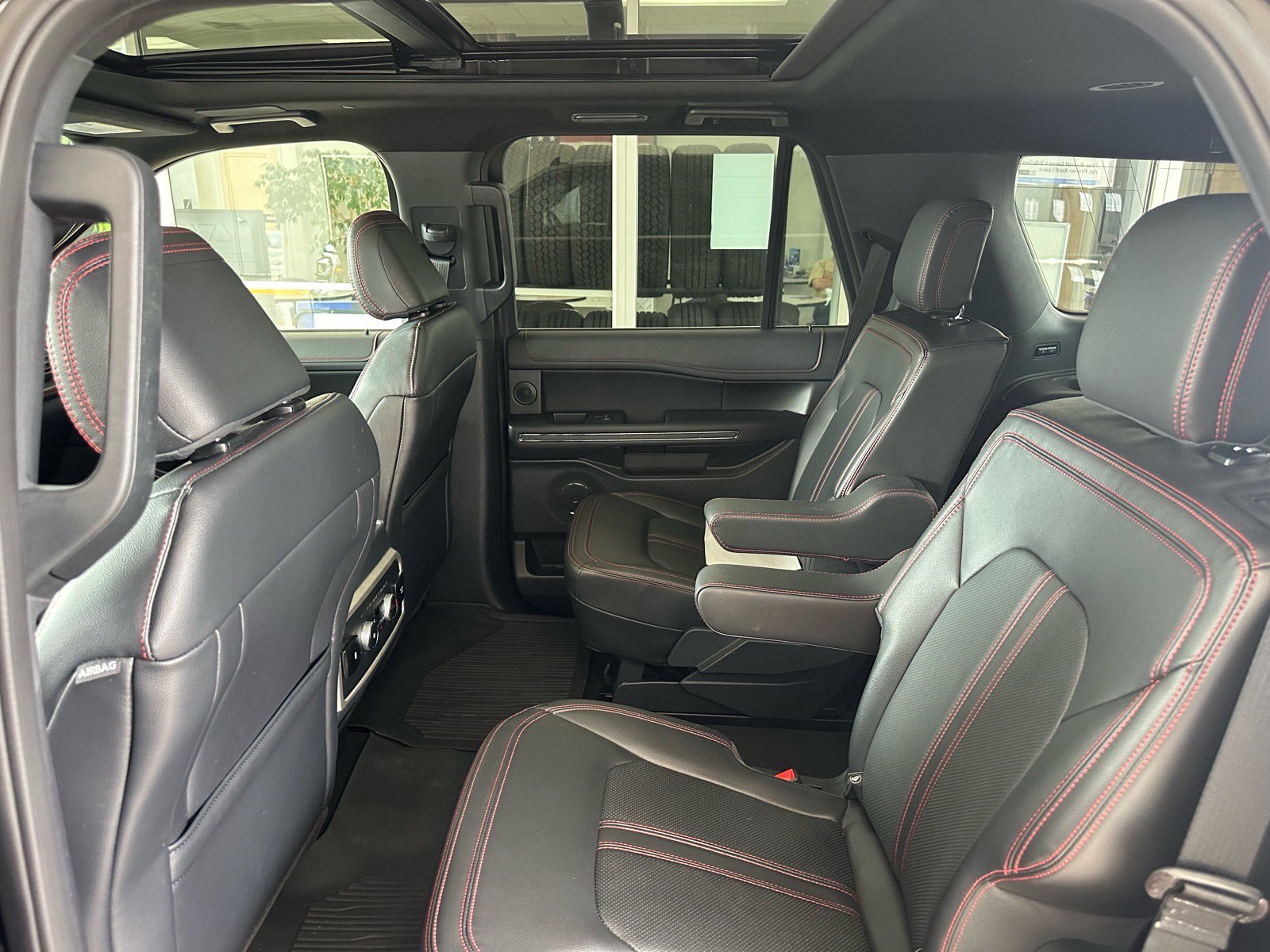 Certified 2023 Ford Expedition Limited AWD/4WD image 23